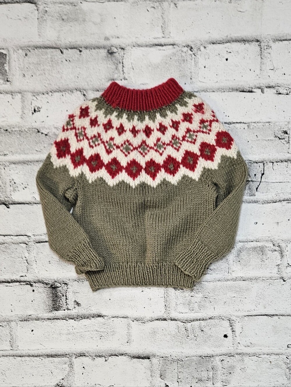 Handmade Kids Fair Isle Nordic Knit Sweater Green Red Cream Pullover